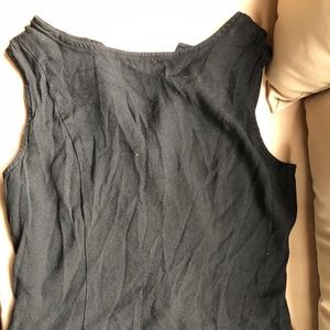 Black back buttoned tank
